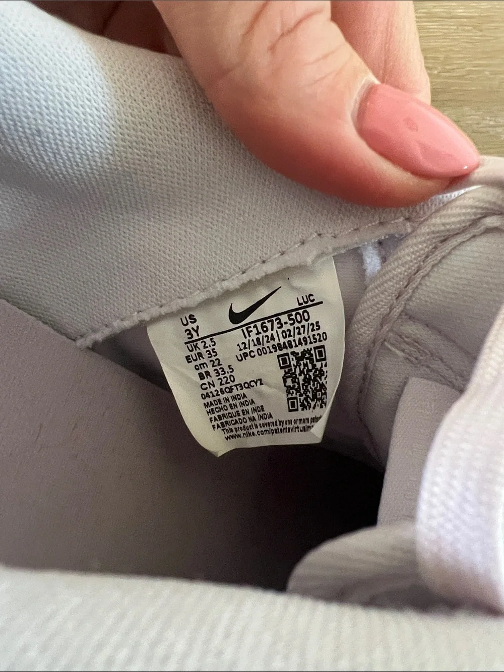 Nike Kids Low-Top Sneakers in Light purple and White